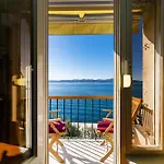 My Dalmatia - Sea View Riva アパート